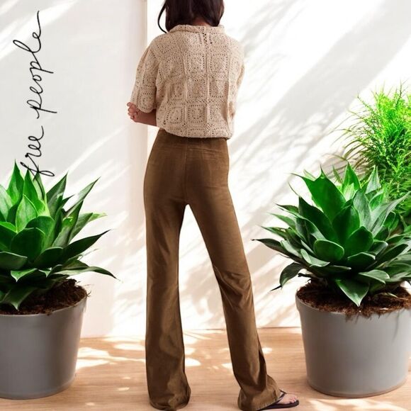 Free People Jayde Seamed Corduroy Flare Pants Jeans in the Size 32 in Fir Green - Picture 14 of 16